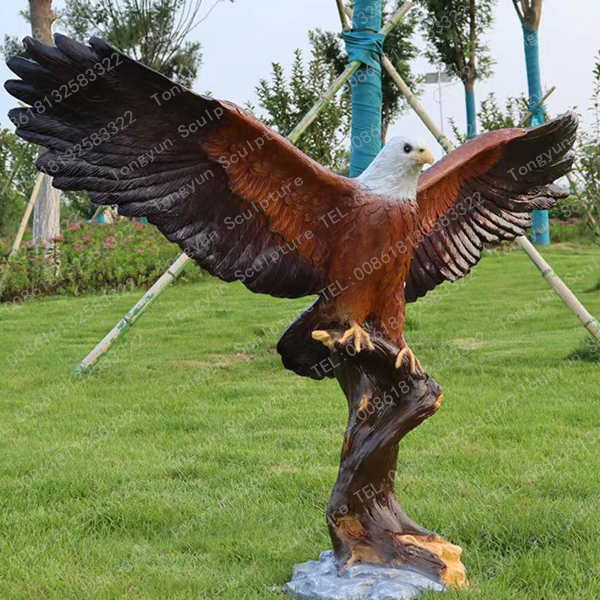 Professional Custom Fiberglass Life Size Animal Statues Resin Bronze Eagle Statue