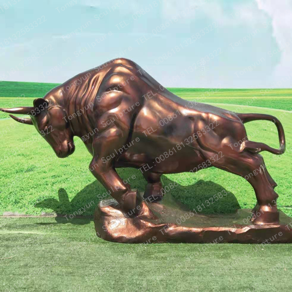 Life Size Outdoor Decoration Fiberglass Steel Animal Sculpture Struggle Bull Statue