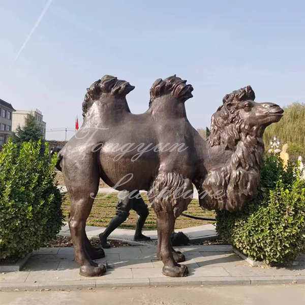 Outdoor Bronze Standing Popular Large Life-Size Camel Statue