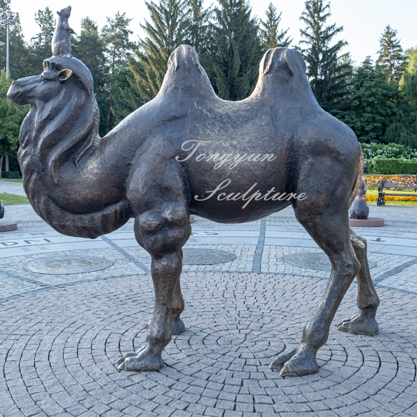 Modern Art Outdoor Indoor Decor Bronze Life Size Camel Statue